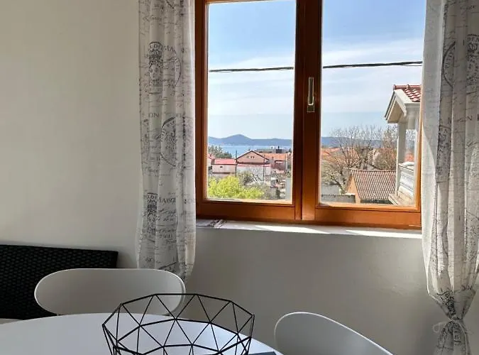 Orange&blue Appartement